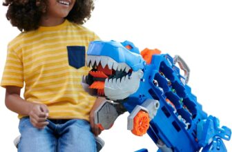 Hot Wheels City Toy Car Track Set, Ultimate T-Rex Transporter, Hauler Transforms into Stomping Dino with Race Track, From Netflix Series Lets Race, HNG50