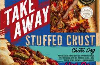 Iceland Takeaway Stuffed Crust Chilli Dog Pizza 543g (Online)