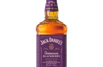 Jack Daniels Tennessee Blackberry Whiskey Liqueur 35% ABV 1 Litre C&C
