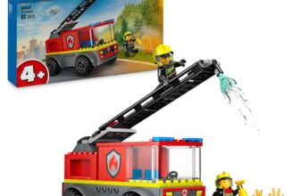 LEGO City Fire Engine with Ladder and 2 Firefighter Minifigures 60463