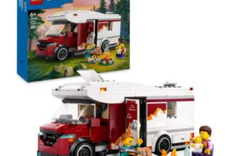 LEGO City Holiday Camper Van with 3 Minifigures 6 60454