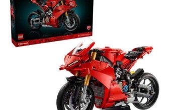 LEGO Technic 42202 Ducati Panigale V4 S Motorcycle Set
