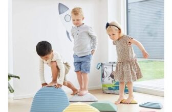 Liberty House Toys Gonge Hilltops