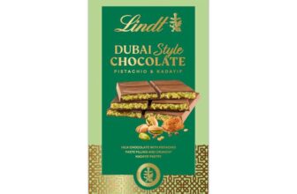 Lindt Dubai Style Chocolate Bar, Milk Chocolate with Pistachio and Crunchy Pastry, Made in Germany, 145g