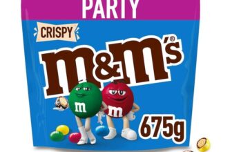 M&Ms Crispy Milk Chocolate Party Bag 675g – Clubcard Price