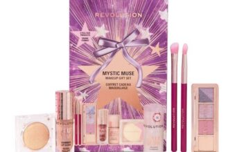Makeup Revolution Mystic Muse Makeup Gift Set