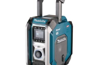 Makita MR007GZ 12V/14.4V/18V/40V Max XGT Bluetooth DAB/DAB Jobsite Radio (Body Only)