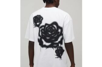 Man White Oversized Graffiti Spray Rose T-Shirt
