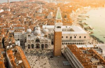 Many dates – Return flights to Venice from Luton with Wizzair – hand luggage 40x20x30cm