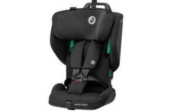 Maxi-Cosi Nomad Plus ultra compact travel car seat