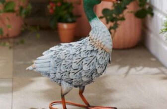 Metal Duck Garden Décor – Free C&C Only