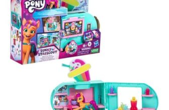 My Little Pony Sunny Starscout Smoothie Truck Playset
