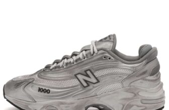 NEW BALANCE 1000 SNEAKER Silver Metallic, Size 7 only, EXTRA 15% OFF APPLIED AT CHECKOUT