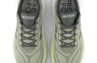 New Balance Fresh Foam X More v6 Shoes
