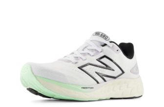 New Balance Womens Fresh Foam 680 V8Running Shoe – Size 4UK