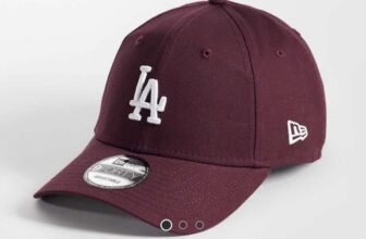 New Era NY Yankees 9forty Cap in burgundy