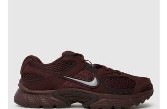Nike V5 RNR in Burgundy