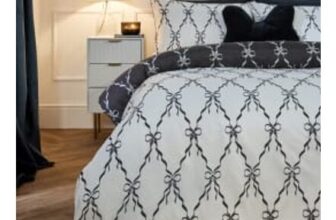 OHS Bow Ribbon Print Reversible Duvet Cover Set – Monochrome