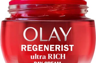 Olay Regenerist Day Face Cream. Ultra Rich Anti-Wrinkle Firming Skincare Moisturiser with Anti-Ageing Niacinamide, Peptides and Shea Butter. Renews, Firms and Hydrates. Non-Greasy. 50ml