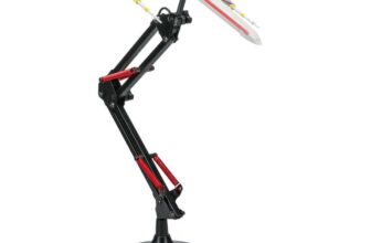 Paladone Star Wars X Wing Posable Desk Light, 15cm (5.9) Wide Replica Ship with LED Lighting, Powered by Included USB Cable