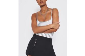 PrettyLittleThing Woven Button Detail Mini Skort