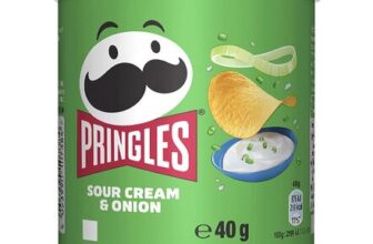 Pringles Sour Cream and Onion Crisps, 12x40g