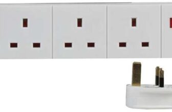 Pro Elec 3 m 4 Socket Neon On Light Extension Lead – White
