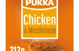 Pukka Chicken & Mushroom Pie