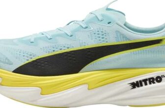 Puma Deviate Nitro Elite 4 Mens / Womens Running Shoes in Blue Free Pair of Socks – w/code via app