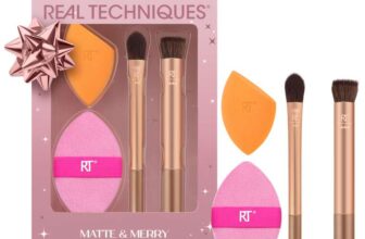 Real Techniques Matte & Merry Ultimate Blending Kit, 4 Piece Limited Edition Gift Set