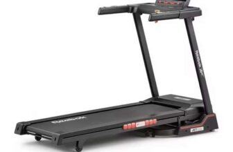 Reebok Jet 100z Folding Treadmill with Connected Fitness