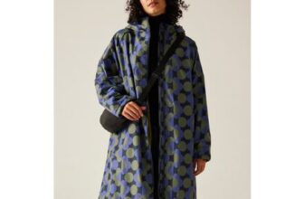 Regatta Dark Blue Orla Changing Waterproof Robe