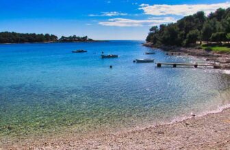 Return Flights from London Stansted (STN) to Pula (PUY), Croatia from £31 One Under Seat Bag Incl Via Ryanair – E.g. 2nd to 9th Sept