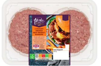 Sainsburys 2 x Hickory Smoked Beef Brisket Burgers, Taste the Difference 340g Nectar Price