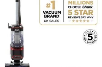 Shark Corded Upright Vacuum Cleaner 1.1L with Lift-Away Technology, Pet Model