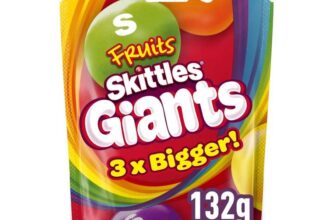 Skittles Giants Fruit Flavoured Sweets Bag 132g / Starburst Vegan Chewy Sweets Fruit Flavoured Bag 138g / Minis Original Sweets Bag 137g