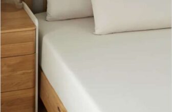 Soft and Easycare 28cm Fitted Sheet, Single, Natural – Free C&C Only