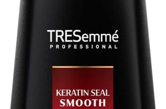 TRESemme Keratin Seal Smooth Shampoo salon-grade hair care for frizz-defying smoothness 250 ml