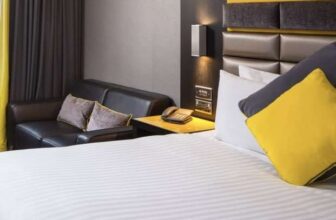 TWO Night Stay Roomzzz Nottingham 4 aparthotel Coffee & croissant – 2 people – July to September (Sun to Thurs £50 nt / Fri & Sat £65 nt)
