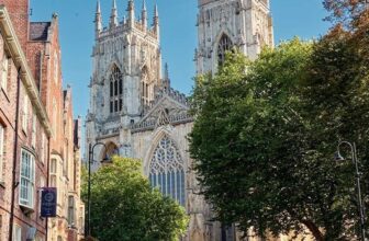 TWO Night Stay Roomzzz York 4 aparthotel Coffee and croissant – 2 people – July to September (Sunday & Monday)