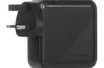 Targus 100W USB-C/A Travel Ready 4-port GaN Charger 2C2A UK/EU/US/AU Wall Plug Free iFrogz USB C to C Charge & Sync Cable