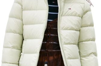 Tommy Jeans Womens Basic Hooded Down Puffer Jacket