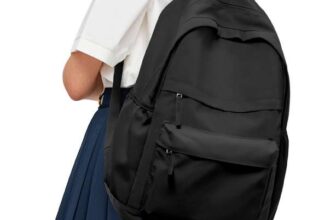 VECAVE Lightweight Water Resistant Backpack sold by XYMAY FBA