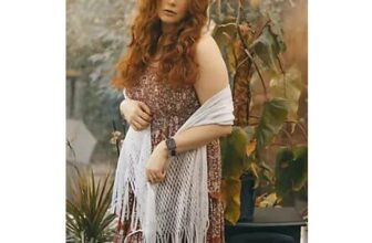 Xander Kostroma Silver Mesh Viscose Metallic Wrap Shawl