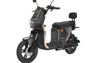 YADEA GFX Electric Moped/Scooter – Black – L1e-B (50 cc equivalent) 28 mph 30mi Range, 1 x 1300W 48V 24Ah 8.5kg Removable Lithium Battery