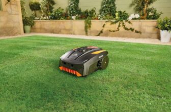 YARD FORCE MB400 App Controlled Robotic Lawnmower