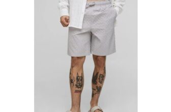 boohooMAN Long Length Textured Swim Short