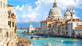 2 Nts 2 Adults 4 Grn Gdn Hotel Venice, £79pp B&B w/Flights (Various Airports) & incl. Breakfast (Selected Winter Dates) by TheTravelMakers