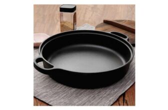 Black Pre-Seasoned round Cast Iron Pot Braiser with Lid