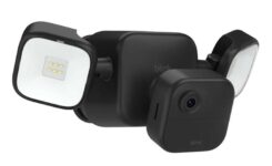 Blink Outdoor Floodlight Camera (newest gen) Wireless smart security camera, 700 lumens of LED, two-year battery life